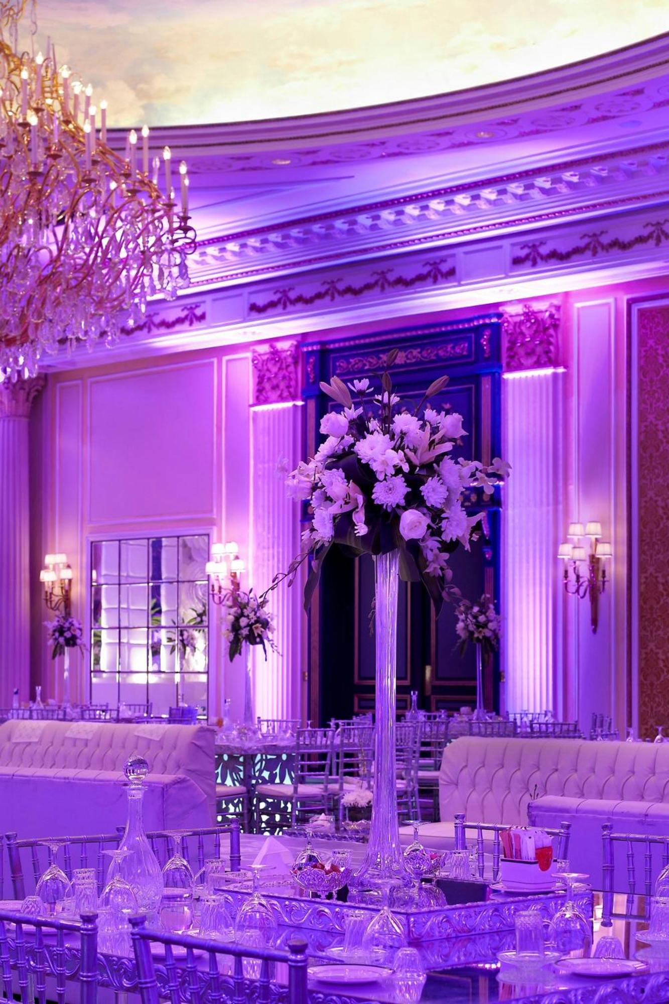 艾美度假酒店 阿可贺巴 外观 照片 The ballroom at the Waldorf Astoria New York