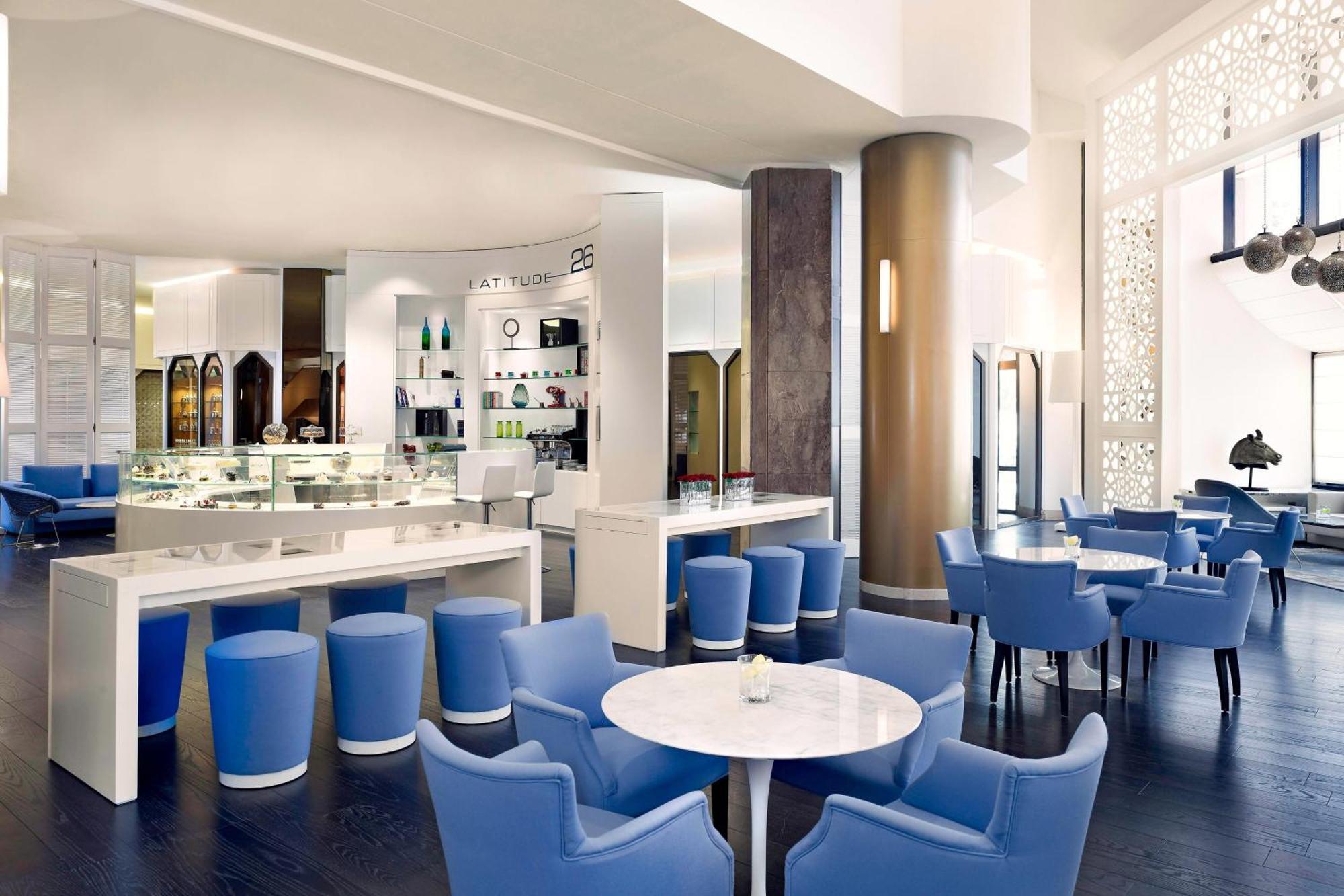 艾美度假酒店 阿可贺巴 外观 照片 The lounge at the airport