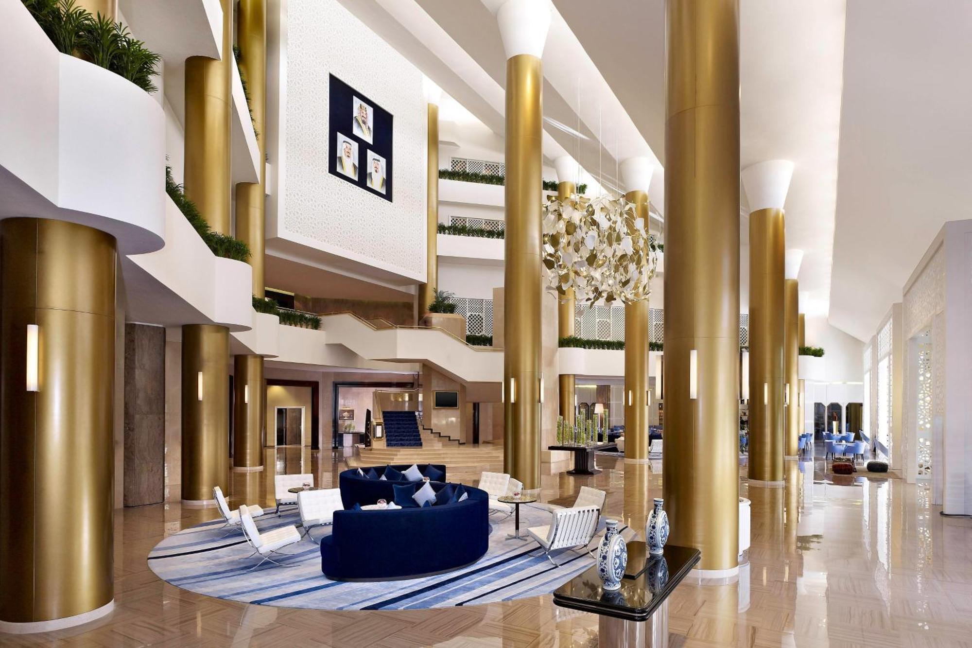 艾美度假酒店 阿可贺巴 外观 照片 The lobby of the hotel